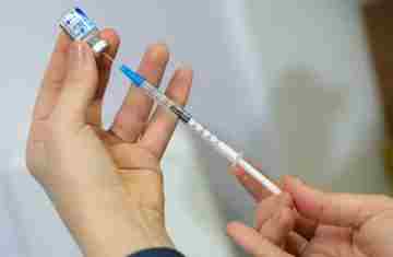  Vacina da gripe não aumenta risco da doença, alerta ministério 